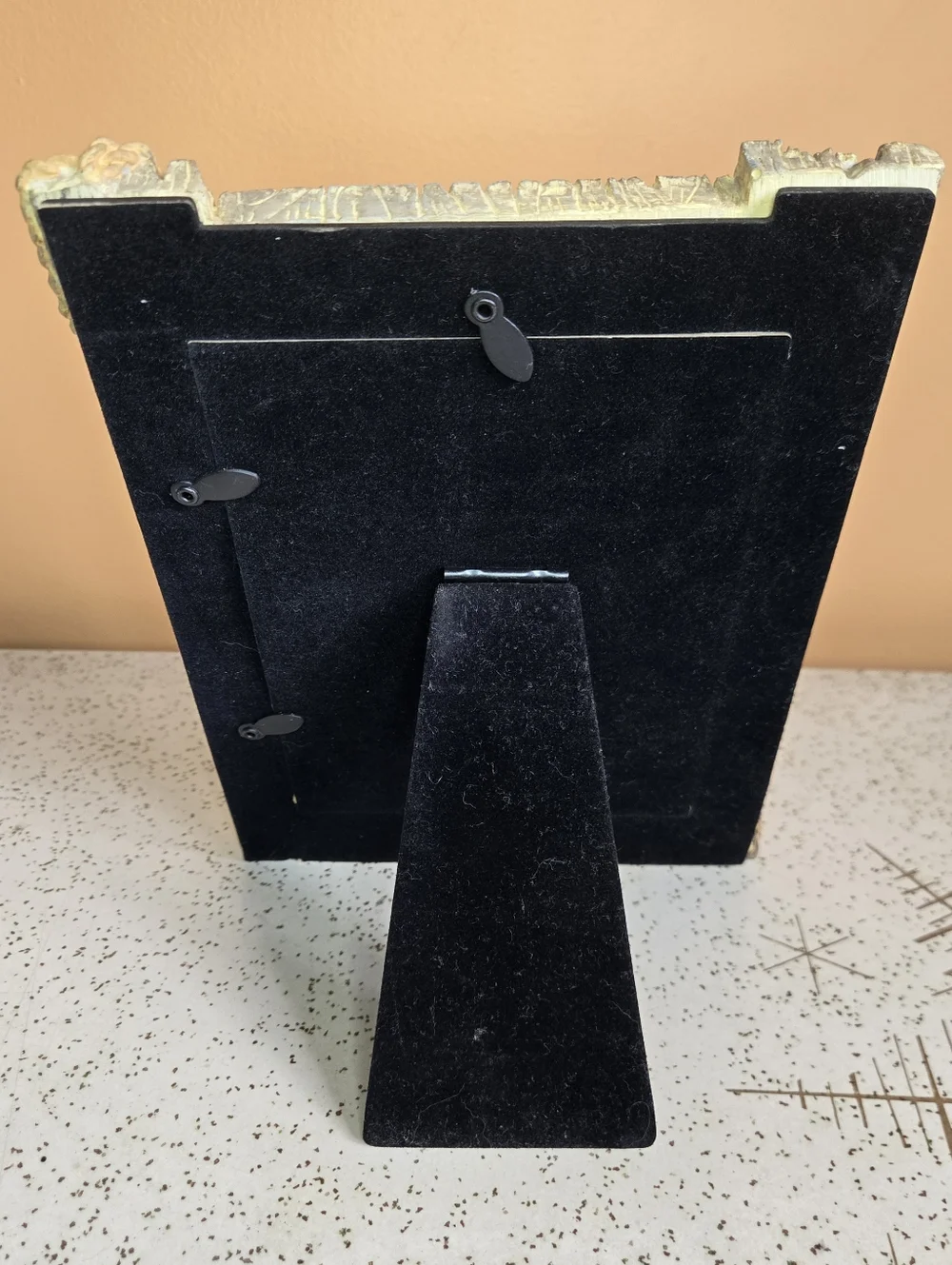 GANZ Red Convertible Rustic Tool-Themed Photo Frame 4x6 Treasured Memories